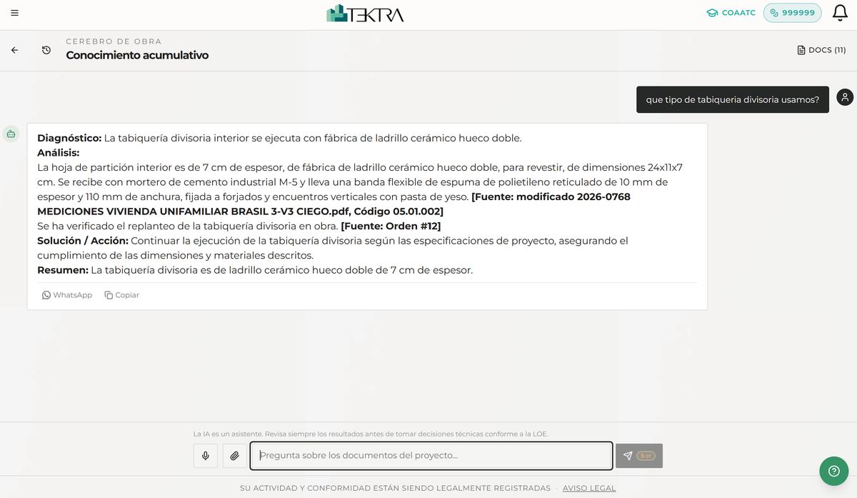 Cerebro de obra de TEKTRA respondiendo una consulta técnica citando sus fuentes